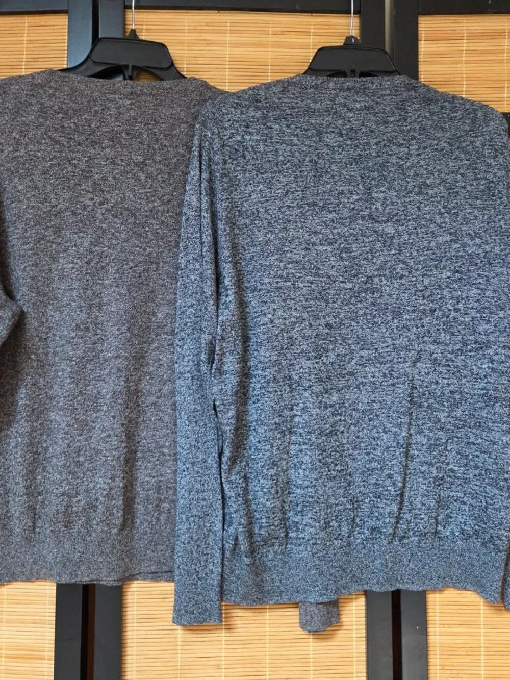 Croft & Barrow Lot- 2 Men's M V-Neck Pullover Sweaters Heather Gray Brown Preppy